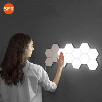 China Modern Creative Indoor Induction DIY Quantum Light Touch Modular Decorative Hexagonal Honeycomb Led Light for sale