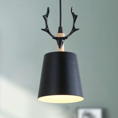 China Modern Pendant Lights Vintage Antler Macaron Modern Wooden Pendant Lamp Attic Decor Living Room Lights Bedroom Kitchen Light Fixtures for sale