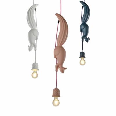 China Modern Nordic Resin Squirrel Led Pendant Lights Modern Industrial Hanging Animal Lamp For Kids Room Kitchen Attic Decor Fixtures for sale