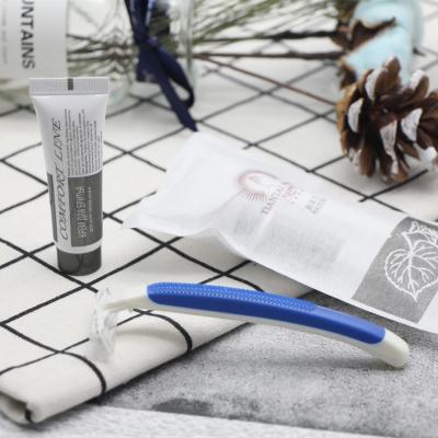 China Wholesale Disposable Twin Blade Hotel Shaving Kit With 10g Shaving Cream for sale