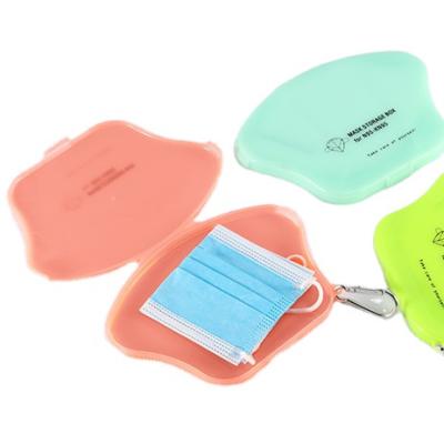 China High Quality Reuse KN95 Face Mask Eco-friendly Plastic Case Freshness Preservation Easy Carry Storage Holder Box for sale