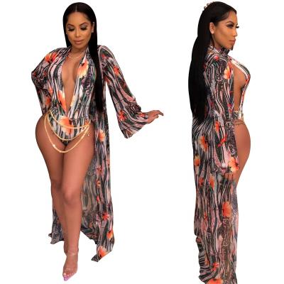 China Breathable Fashion Print Halter Neck Casual Bikini Split Two Piece Swimsuit Set for sale