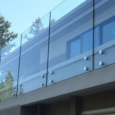 China Easily Assembled Modern Design Balcony Railing System Standoff Tempered Glass Balustrade for sale