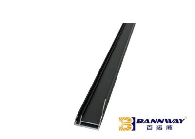 China 1640 x 992mm Solaraluminiumprofil, Aluminiumverdrängungen für Sonnenkollektoren zu verkaufen