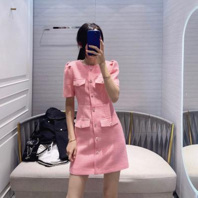 China Breathable Temperament Celebrity Solid Color Waist Closure Soft Single Breasted Single Breasted Bubble Sleeve Luxury Dress for sale