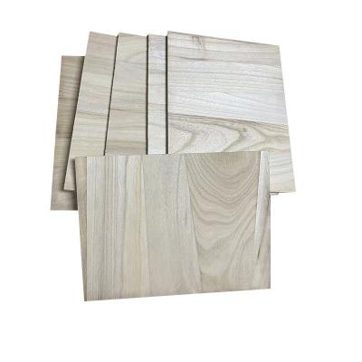 China Wooden Training The Modern Paulownia Breakable Taekwondo Kicking Boards for sale