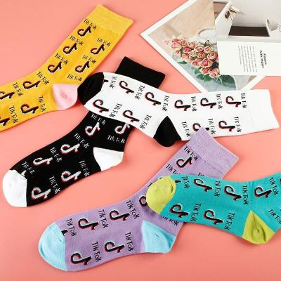 China Sporty Hot Sale Tik-Tok Pattern Cotton Socks Cartoon Note Ins Style Socks for sale