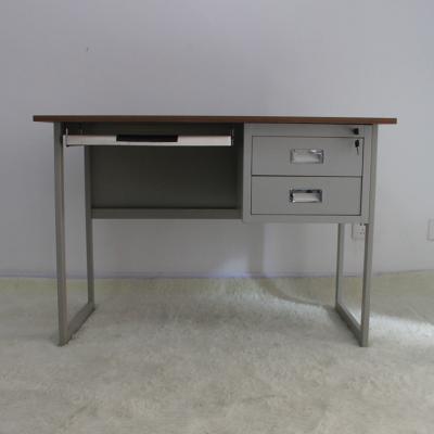 China Convertible Popular Computer Desk Staff Office Furniture Low Price Design Home Bedroom Study Table for sale