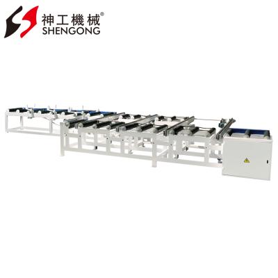 China Shengong VERTICAL Board Feeding And Centering Machine For Multi Line Rip Saw for sale