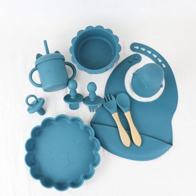 China Customize Baby Nutrimental Silicone Tableware Set Com Placa de secção de silicone Bib Cucharon Bowl Cucharon Bowl Plate à venda