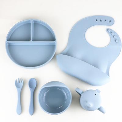 Chine Silicone de position défensive de BPA dinant l'ensemble, la cuvette de silicone et l'OEM d'ensemble de cuillère à vendre