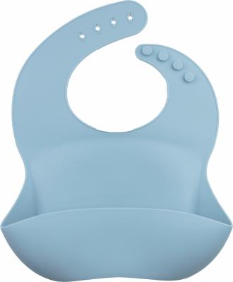 Chine Doux sûr de silicone de bavoir réglable de receveur pour l'alimentation d'enfants de bébé à vendre