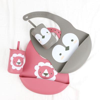 Cina OEM Baby Feeding Bib - One Piece In A Polybag per bambini e neonati che nutrono un baule in silicone in vendita