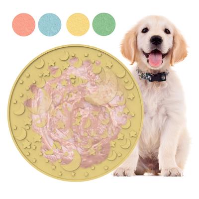 Chine Conception de labyrinthe personnalisée pour les chiens amusants à l'extérieur Chiens léchant de la nourriture Puzzle Bowls Silicone sans BPA Pet Slow Feeder Dog Bowl Plate à vendre