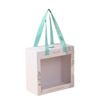 China Recycled Materials Gift Box Packaging Bag Premium Quality Customized Recyclable Durable Gift Box for sale