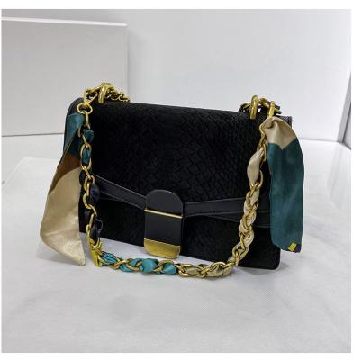 China Fashion Ladies Small Square Messenger Shoulder Handbag With Silk Scarf Chain PU Leather Ladies Fashion Ladies Shoulder Cross - Body Bag for sale