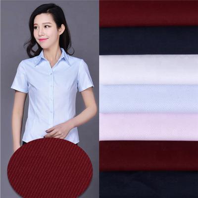 China Heat-insulation combed solid 100%cotton poplin fabric 40*40 133*72 for shirt dress uniform garment for sale