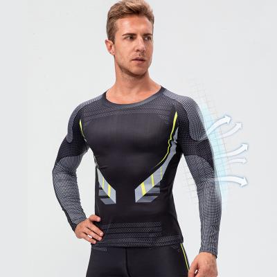 China Slim Fit Gym Training Antibacterial Custom Tracksuit Set Mens Cycling Sportswear for sale