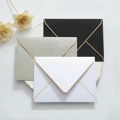 China Hot Selling Eco-friendly Recyclable Paper Envelope Western Vintage Envelopes Invitation Business Greeting Card Envelope With Gold Stamping for sale