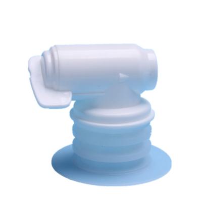 China Non spill efficient plastic tap with gland for lubricating oil bag in box packaging10L 20L 25L for sale