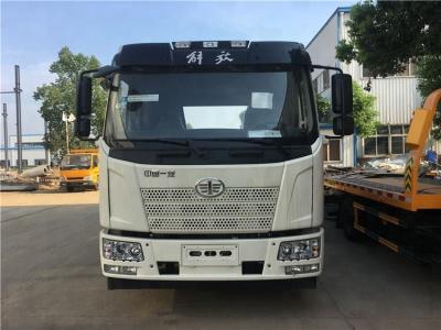 Cina piccolo camion a base piatta di 4x2 FAW con il acciaio al carbonio del motore BF4M2012-14E5 e di Q235A in vendita