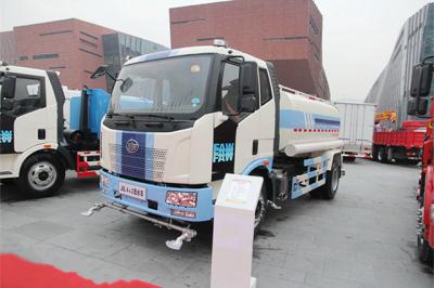 Cina CA1165K1R1ZG FAW 4X2 10000L al camion di Bowser del camion/acqua dell'acquario 12000L in vendita