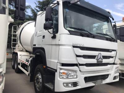 China HOWO-Dieselselbst, der 10 Mischer-LKW der Kubikmeter-6×4 mit Q345B-Material lädt zu verkaufen