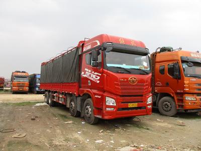 China CA6DM2 Fracht-LKW der Maschinen-FAW JH6 8X4 460HP zu verkaufen