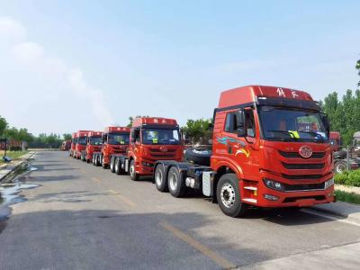 China Dieselschlepper-Anhänger-LKW XICHAI-Maschinen-FAW 6X4 mit Reifen 12E225 zu verkaufen