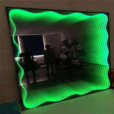 China Customized Illuminated/Decorative Design 3D Tunnel LED Infinity Mirror For Bars Stage Venues Etc. lighting entertainment. en venta