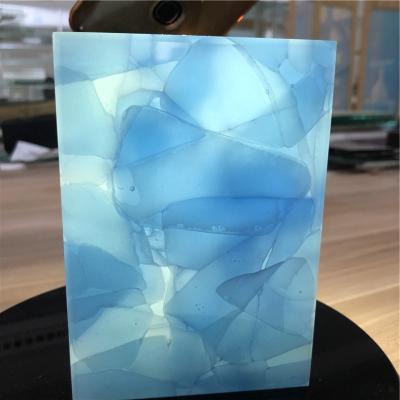 China High Transmittance Jade Glass Color Dyed Artificial Stone for Countertop and Home Decoration Te koop