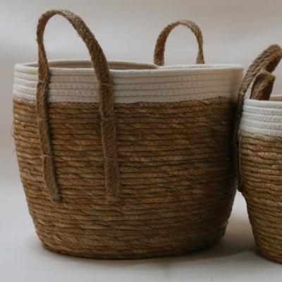 China 2021 High Quality Unique Kitchen Storage Woven Basket Giant Low Price Large Stocked Laundry Basket for sale