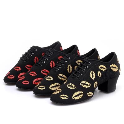 China Dance Sneakers Heel 5cm Gold Lips Oxford Cloth ChaCha Teacher Dance Shoes Ballroom Dancing Printing Latin Ballet Dance Shoes Woman for sale