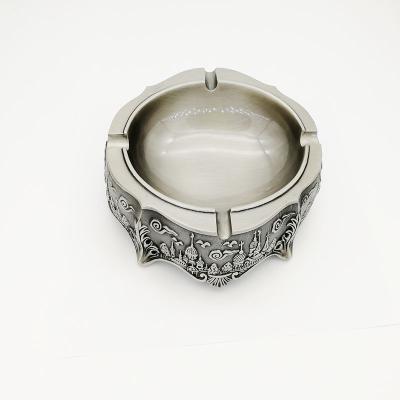 China Dot Style Retro Ashtray Circular Ashtray Original Removable Placement Original Traditional Shape Zinc Alloy Material for sale