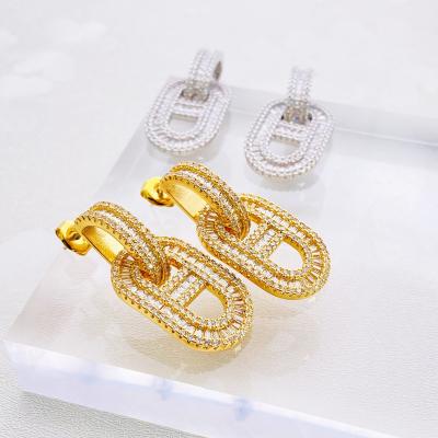 China 2022 New Fashion Earrings Jewelry 925 Nickel Free Lead Free Silver Pin With Diamond Pig Nose Zircon Letter B Earrings for sale