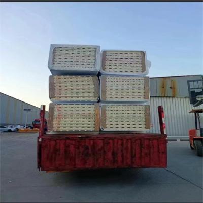 China Polyurethane Sandwich Roof Panel For Sound Insulation And Waterproofing for sale