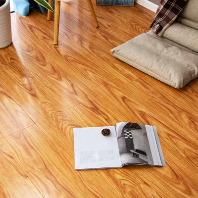 China New High Moisture Resistance Shandong Color Glossy Laminate Wood Flooring For India Market for sale