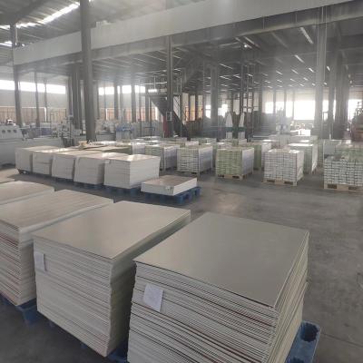 China Waterproof wear resistant anti-slip ready stock 4mm 6mm spc flooring variety colors available click pvc and plastic composite flooring for sale