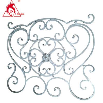 China Metal Crafts Wrought Iron Ornamental Components Hammered Stair Railing Ornamental Component for sale