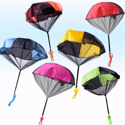 China Playing Parachute Toy Children's Flight Toys Free Throw Hand Throw Parachute Army Man Throw It And Outdoor Watching Air Landing for sale