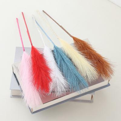 China Beautiful Colorful Artificial Pampas Grass Ornaments Colorful Bouquet Flower Decorate Prop Living Room Furnishings Large Pampas Grass for sale