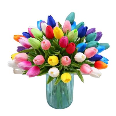 China 2022 Artificial Simple Head Plant Real Touch Wedding Decoration Table Inspu Flowers Plant Eco-friendly Mini Tulip Bouquet Bedroom Indoor Decor for sale