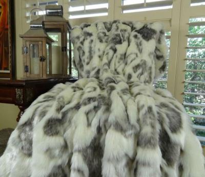 China Eco-friendly Cut-off Warm Blanket Nap Home Sofa Leisure Rabbit Fur Winter Single Double Layer Blanket for sale