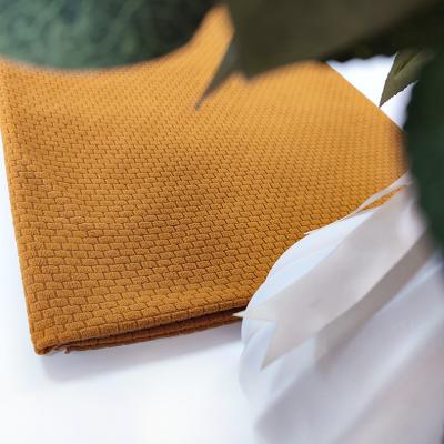 Chine Polyester 100% micro de tissu d'ouatine du jacquard 150gsm à vendre