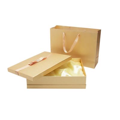 China Recycled Materials High End Gift Box With Paper Bag And Silk Cloth For Wine And Easy To Throw Objects for sale