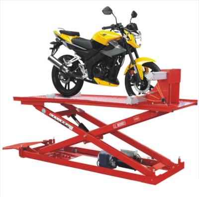 China 800kg Motorcycle Lifts Pneumatic Motorcycle Hydraulic Scissor Lift Table For Workshops Sale Price 800kg for sale