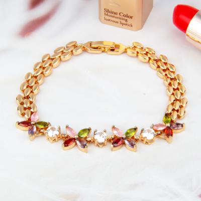 China Gift Luxury Jewelry Hiphop Ladies Accessories Gold Plated And Fashionable Colorful Gold Flower Four-leaf Diamond Bracelet For Women for sale