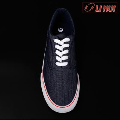 China Cotton Fabric / Canvas / Canvas Denim Rubber Mens Stylish Jogging Colorful Casual Shoes for sale