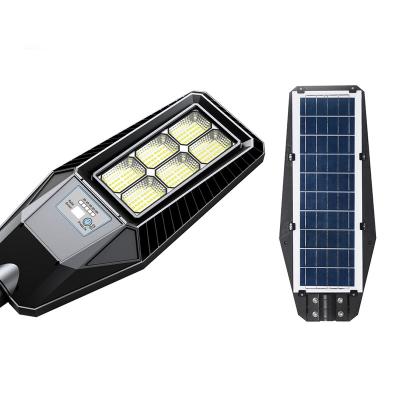 China ROAD Outdoor Solar Street Lights 200W Garden Outdoor 5V DC All in one Street Lights for sale