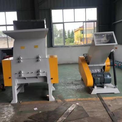 China Waste Plastic Products Plastic Pipe Profile Crushing Machine Crusher for sale